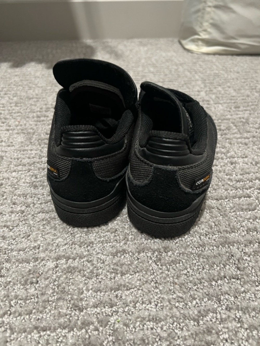 adidas Black Busenitz Skateboarding Sneaker 4.5 Men’s / 6 Women’s - EUC - Picture 4 of 7